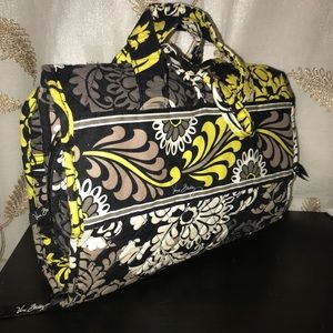 Vera Bradley Fold up & Hanging traveling bag